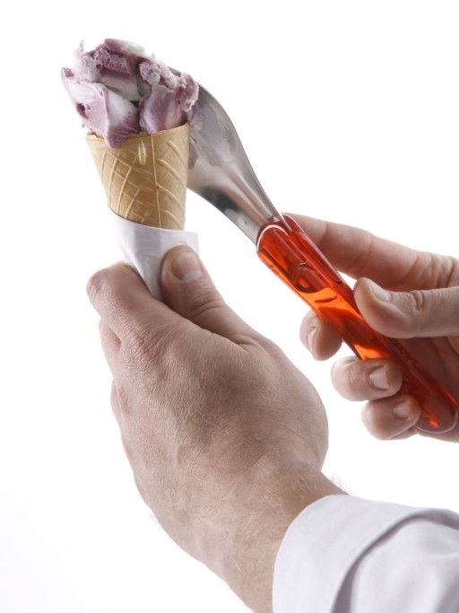 IJs spatels met Tritan greep