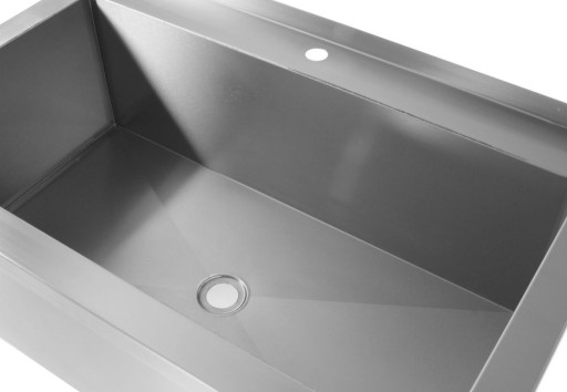 Enkele spoeltafel – gelast, diepte: 700 mm, wasbak: 300 mm.