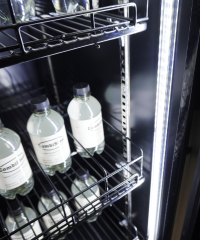 KOELKAST 3 GLASDEUREN ZWART