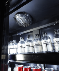 KOELKAST 3 GLASDEUREN ZWART