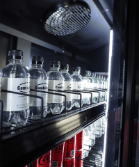 KOELKAST 3 GLASDEUREN ZWART