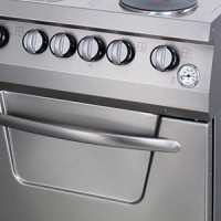 Heavy Duty Fornuis - 4 Pitten - Dubbel - 70 cm Diep - met Oven - Elektrisch