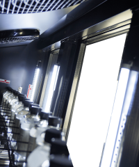 KOELKAST 3 GLASDEUREN ZWART